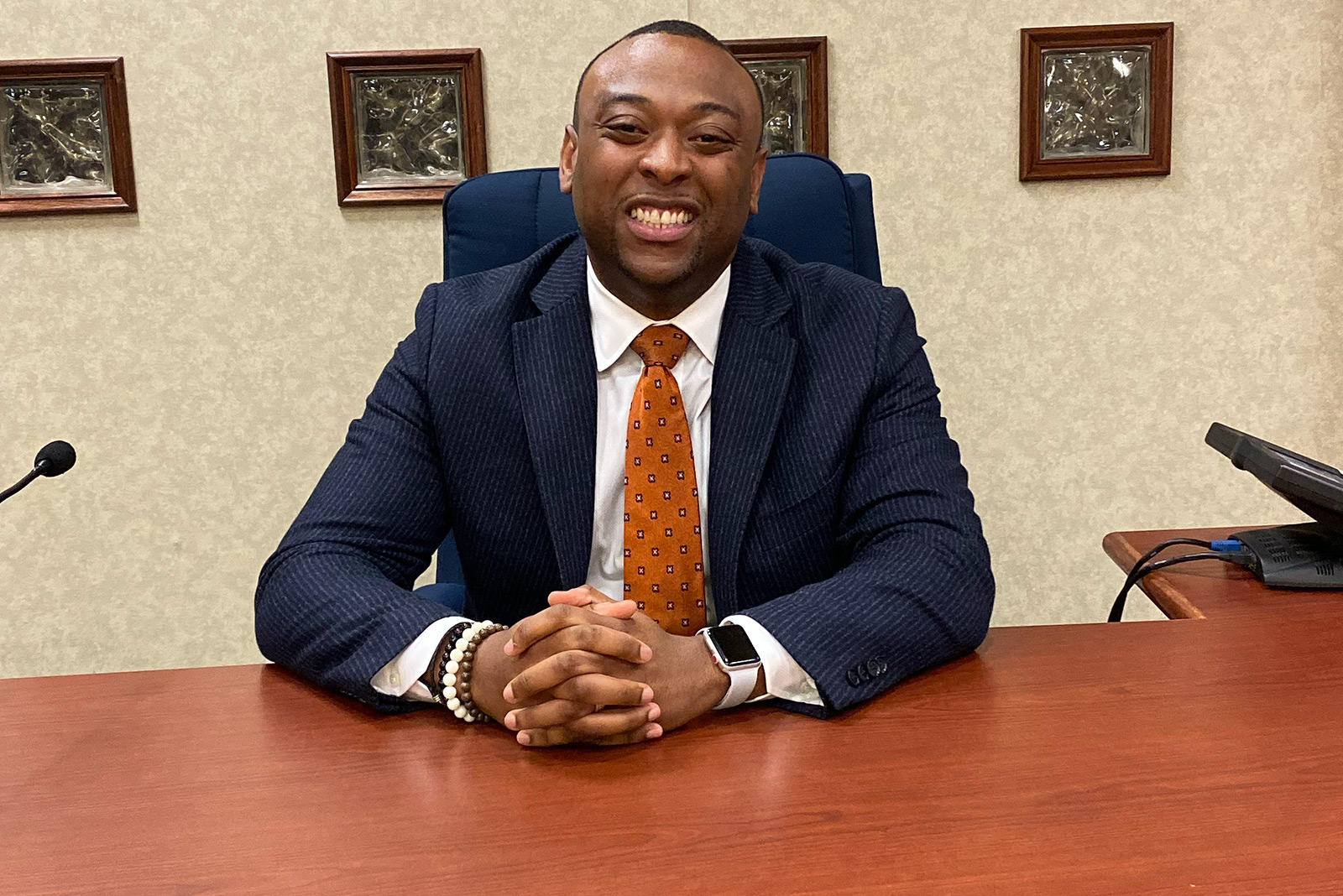 Dickey at Council Desk